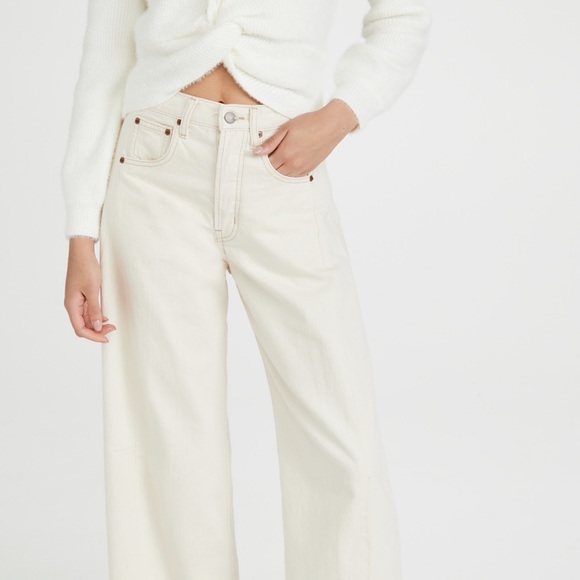 BB Dakota Got It Twisted Twist Front Sweater - Picture 4 of 9